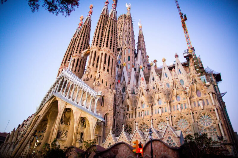 Barcelona Highlights: The Best of Gaudi On Segway - An In-Depth Look at the Barcelona Segway Tour