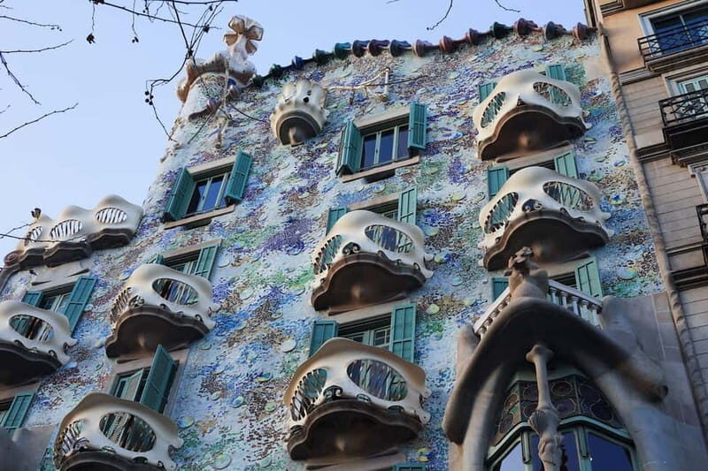 Barcelona: La Pedrera Private Tour with Casa Batlló Ticket - Practical Tips for Travelers