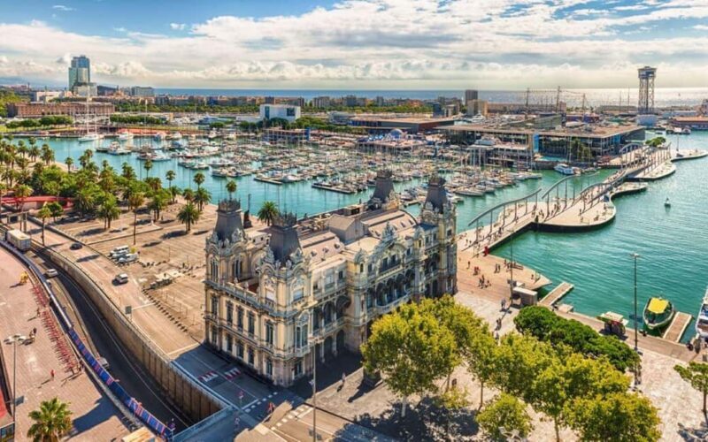 Barcelona Layover Experience: Must-See City Highlights - What’s Included and What to Keep in Mind