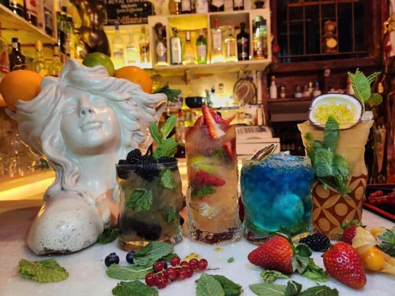 Barcelona: Mojito Tasting Experience & Tapas with Mixologist - Key Points