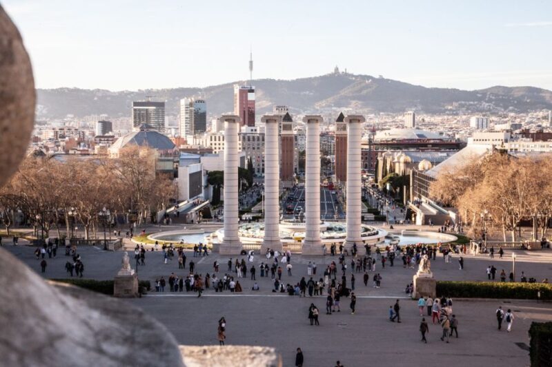 Barcelona: Montjuïc Walking Tour With Optional Flamenco Show - Key Points