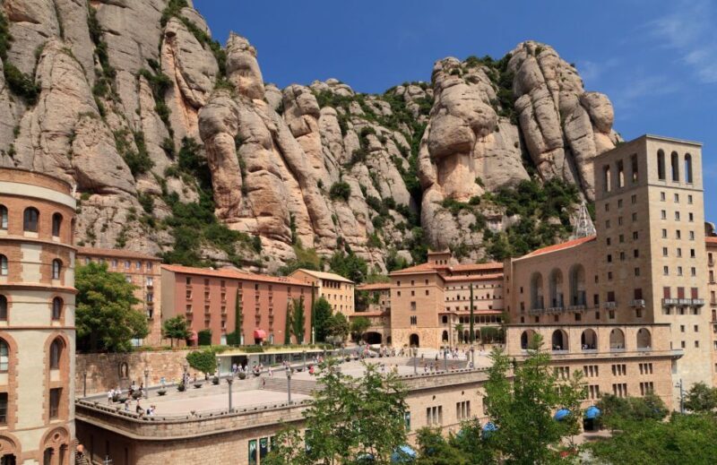 Barcelona: Montserrat & Sagrada Familia Guided Tour - Key Points