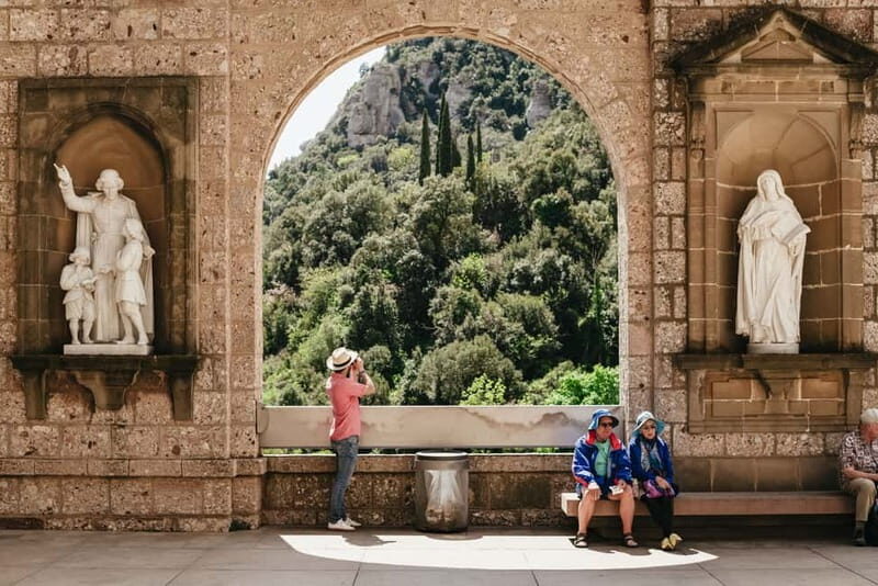 Barcelona: Montserrat Skip-the-Line & Optional Wine Tour - Discover Montserrat and a Taste of Catalonia: A Practical Guide