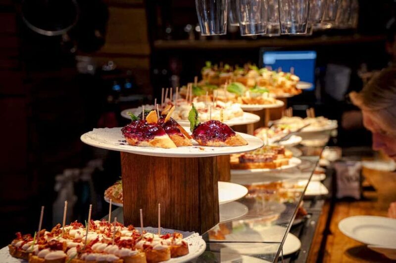 Barcelona: Old City Hidden Gems, Tapas, & Drinks Guided Tour - Why This Tour Offers Real Value