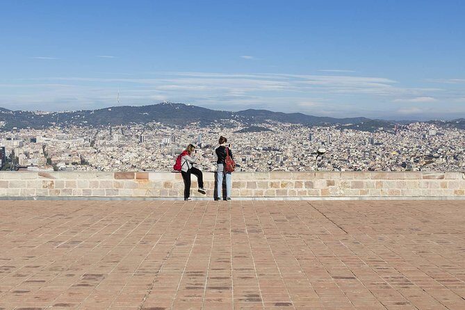 Barcelona: Old Town, Montjuic Castle, Cable Car Small Group Tour - Who Should Consider This Tour?