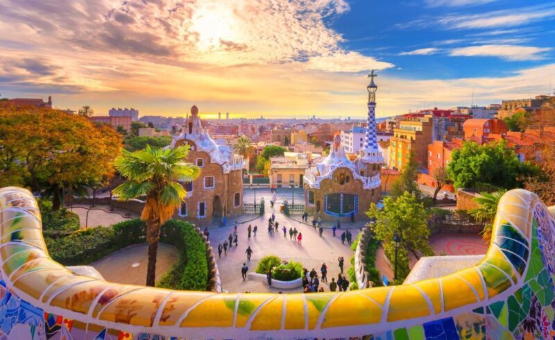 Barcelona Old Town Tour with Family-friendly Attractions - Exploring Barcelona’s Old Town with Family-Friendly Charm
