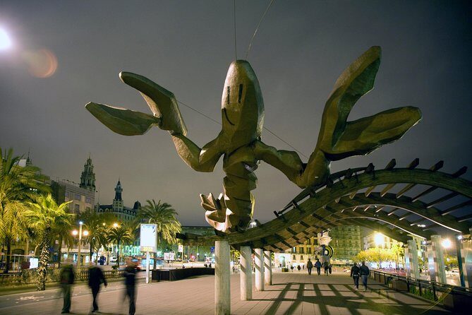 Barcelona Old Town walking tour with official guide - Who Should Book This Tour?