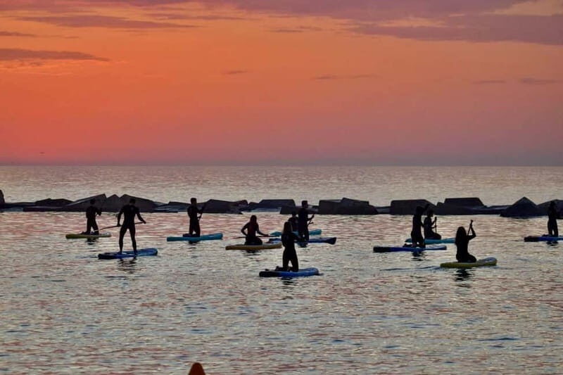 Barcelona: Paddleboarding at Sunrise. Includes: instructor, photos, equipment - Barcelona: Paddleboarding at Sunrise — A Serene Morning on the Mediterranean