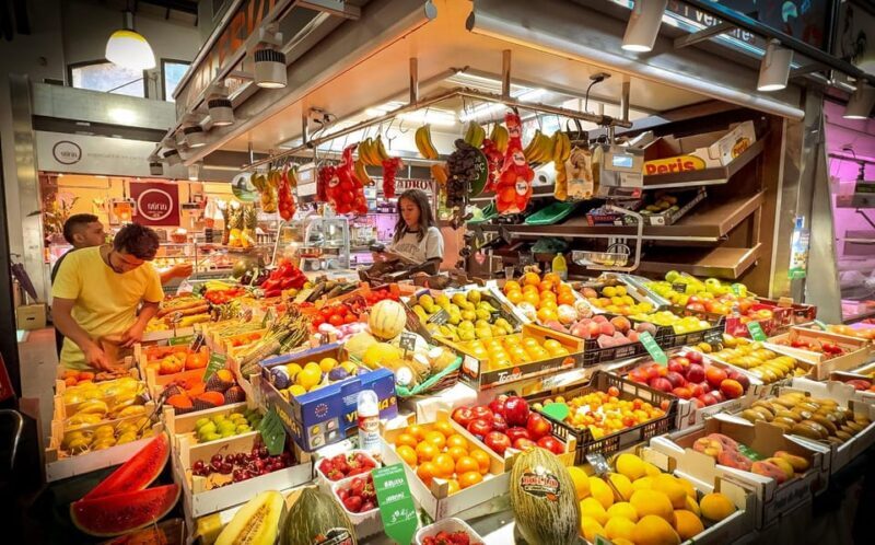Barcelona: Paella Maestro Market Tour & Sangria & Tapas - Practical Considerations