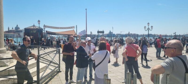 Barcelona: Park Güell Guided Tour with Skip-The-Line Entry - Key Points