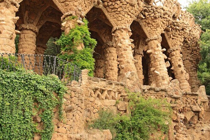 Barcelona Park Guell Private Tour - A Deep Dive into the Gaudí Experience