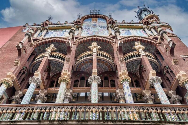 Barcelona: Picasso Museum Entry, Digital Guide & Born Walk - A Highly Detailed Look at the Experience