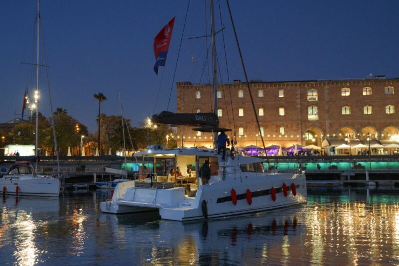Barcelona: Private Catamaran Sailing with Drinks and Snacks - Key Points