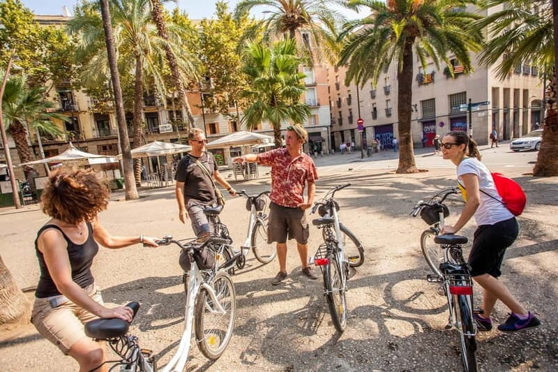 Barcelona: Private Group Bike Tour - What’s this bike tour all about?