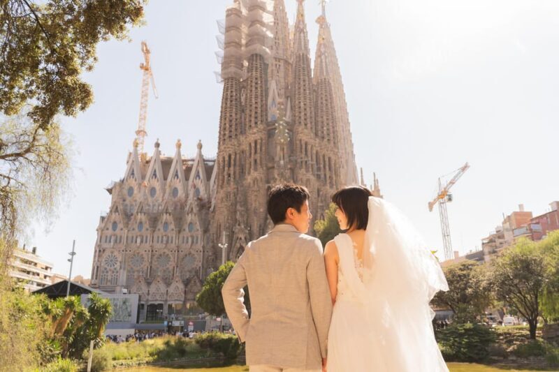 Barcelona: Private Photoshoot at Sagrada Familia - Who Will Love This Experience?