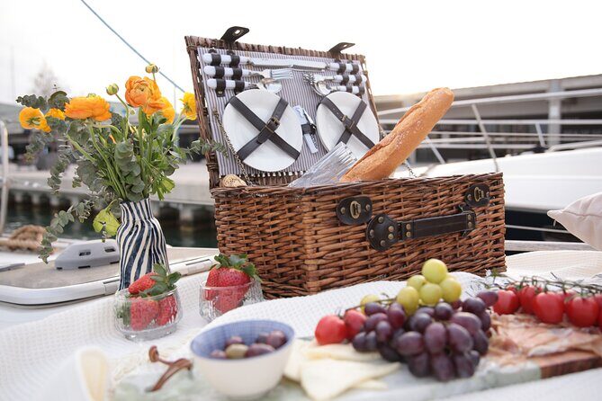 Barcelona Private Romantic Sailing Tour - A Detailed Look at the Barcelona Private Romantic Sailing Tour