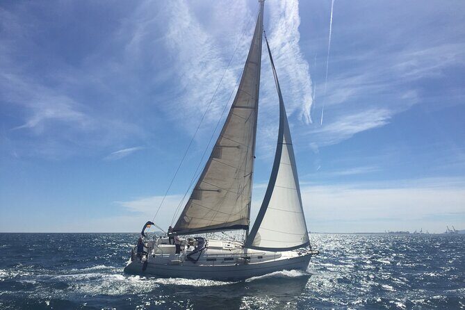 Barcelona Private Romantic Sailing Tour - FAQ