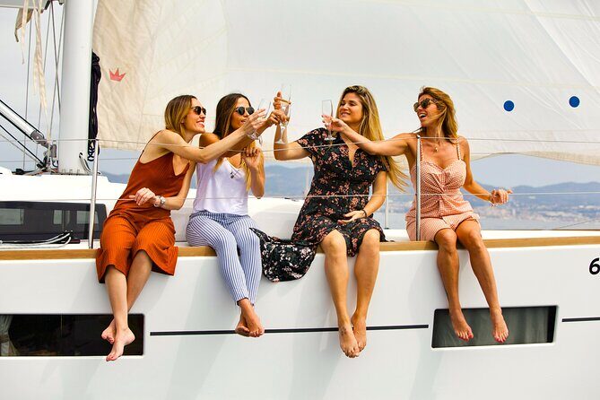 Barcelona Private Sailing with Open Bar & Snacks (max 9) - Exploring the Details of the Barcelona Private Sailing Tour