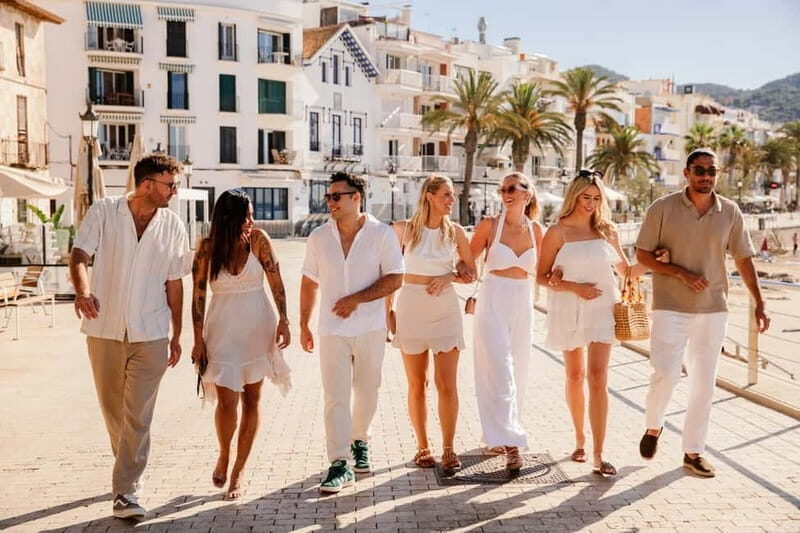 Barcelona: Private Sitges & Tarragona Guided Tour &Free Time - Discovering Sitges: Coastal Charm and Artistic Vibes