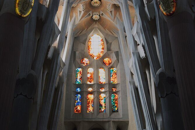 Barcelona Private Tour From Sant Pau to Sagrada Familia - Exploring the Architectural Masterpieces of Barcelona