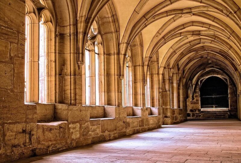 Barcelona: Private Tour Montserrat and Poblet Monasteries - The Journey from Barcelona to Montserrat
