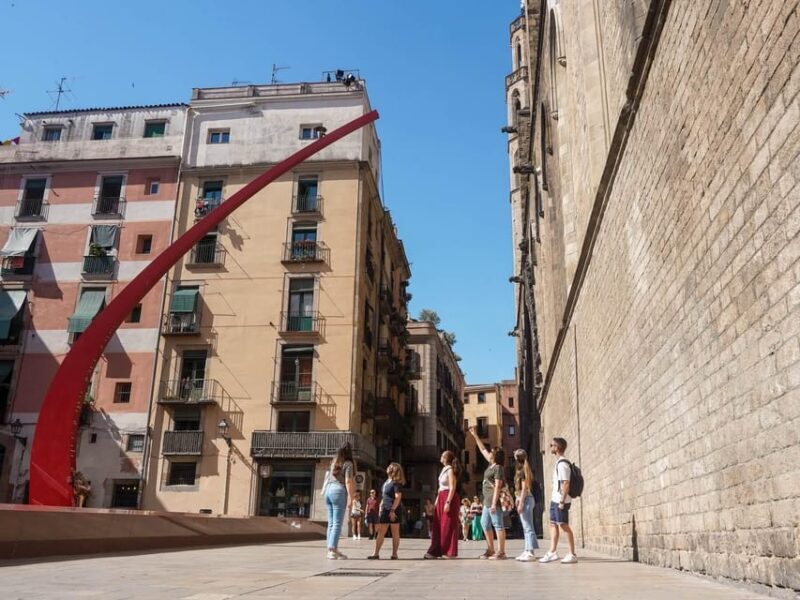 Barcelona: Private Tour of the Gothic Quarter - Exploring the Itinerary in Detail