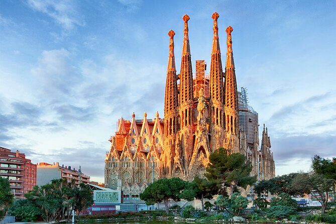 Barcelona Private Transfer from City Centre to Cruise Terminal - A Detailed Look at the Barcelona Private Transfer Experience