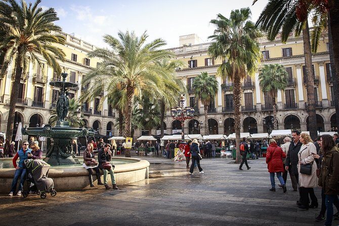 Barcelona Private Walking Tour with a Professional Guide - Who Would Love This Tour?