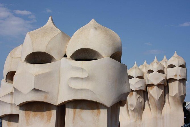 Barcelona Private Walking Tour with Skip the Line La Pedrera and Casa Batllo - In-Depth Look at the Itinerary