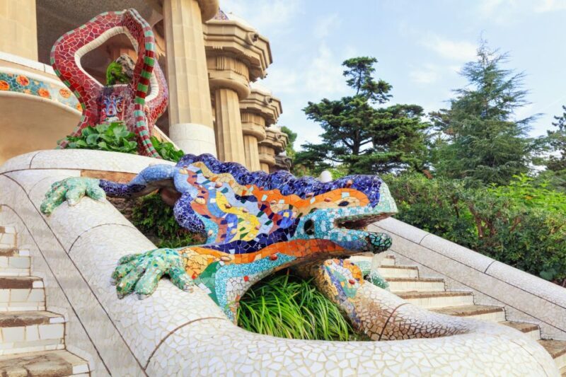 Barcelona: Sagrada Familia and Park Guell Small-Group Tour - A Closer Look at the Tour Experience