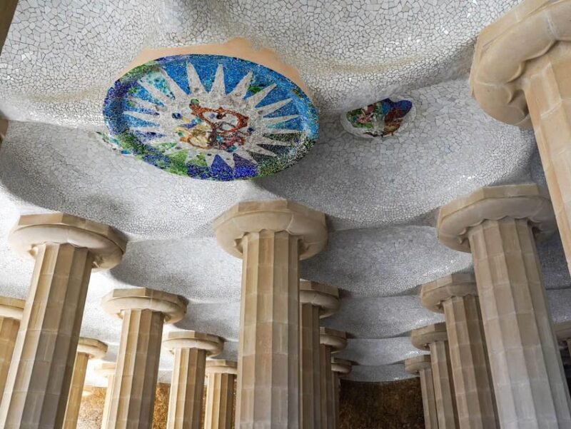 Barcelona: Sagrada Familia and Park Güell Tour - Remember: