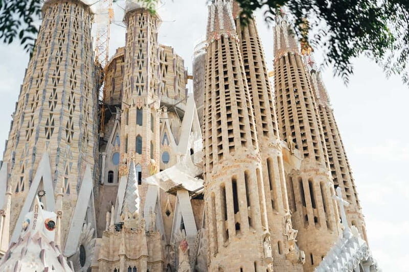 Barcelona: Sagrada Familia Guided Private Tour - An Honest Look at the Sagrada Familia Private Tour