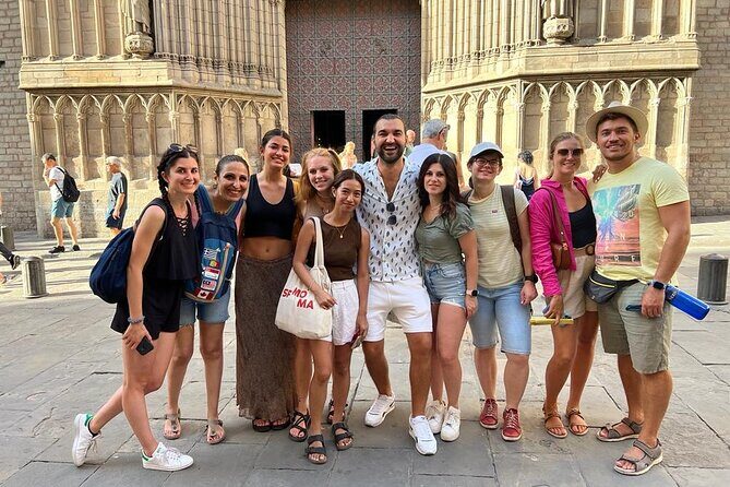 Barcelona: Sagrada Familia, Modernism and Gothic Quarter - Who is this tour best suited for?