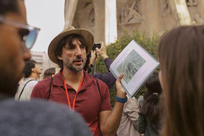Barcelona: Sagrada Familia Semi-Private Guided Tour - Final Thoughts: Is This Tour Right for You?