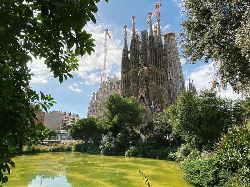 Barcelona: Sagrada Familia Skip-the-line Tour with Guide - A Complete Breakdown: What You Get and What to Expect