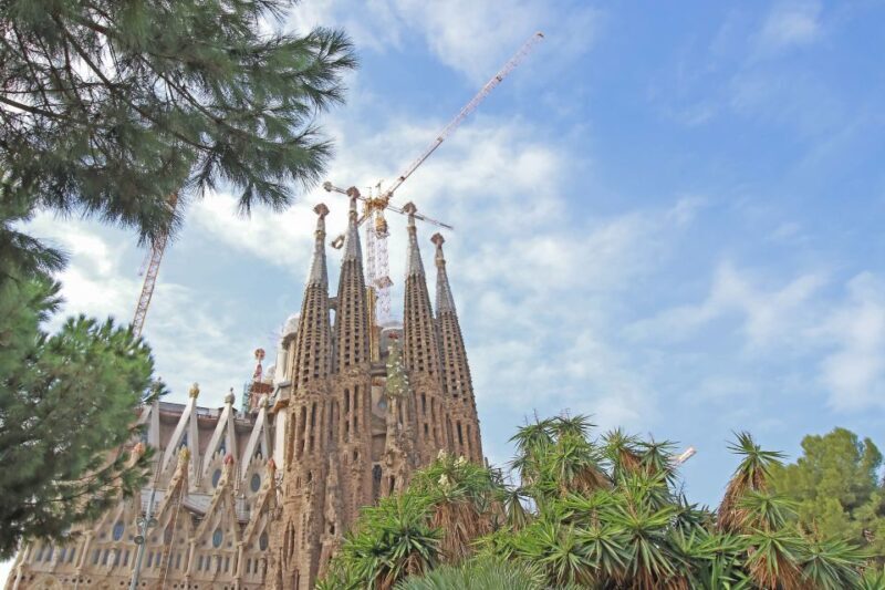Barcelona: Sagrada Familia Tour with Optional Tower Access - FAQ: Your Questions Answered