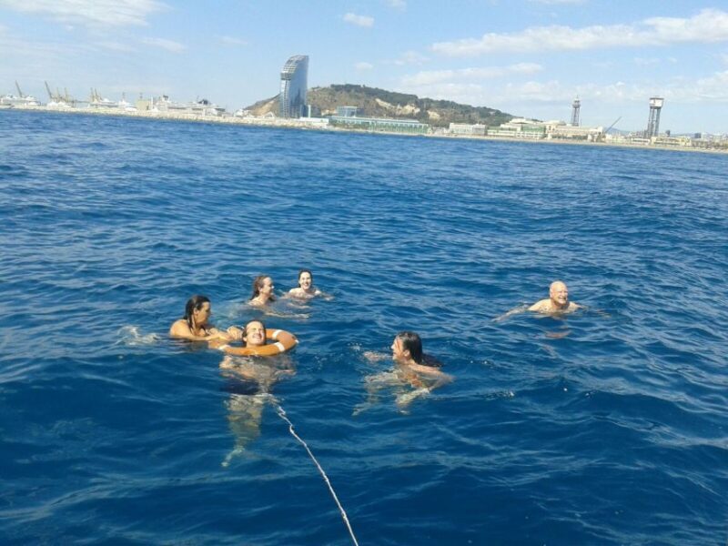 Barcelona: Sailing Tour with Vermouth and Drinks - FAQ