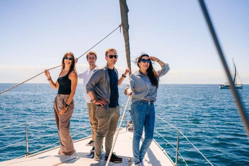 Barcelona: Sailing trip 1 hour, private boat with open bar - Frequently Asked Questions