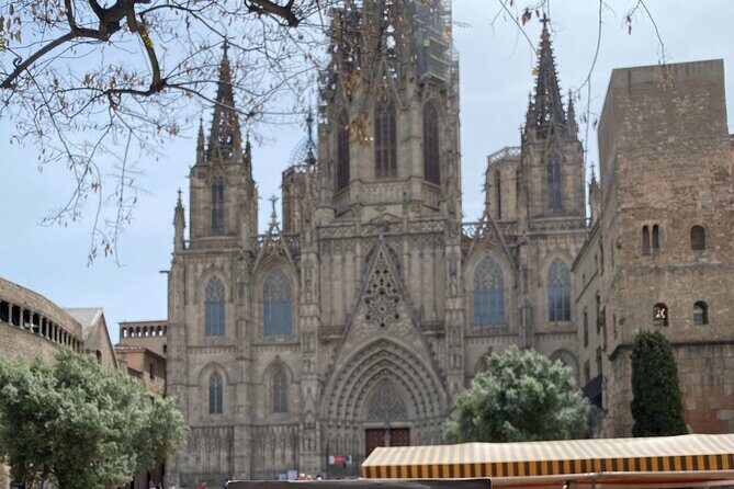 Barcelona Self-Guided Murder Mystery Tour by the Cathedral of Barcelona - FAQ