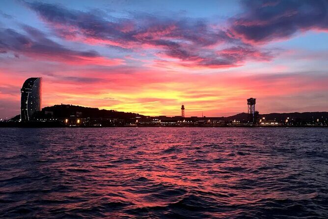 Barcelona Sensational Sunset Tour with Open Bar and Snacks - Who Will Love This Tour?