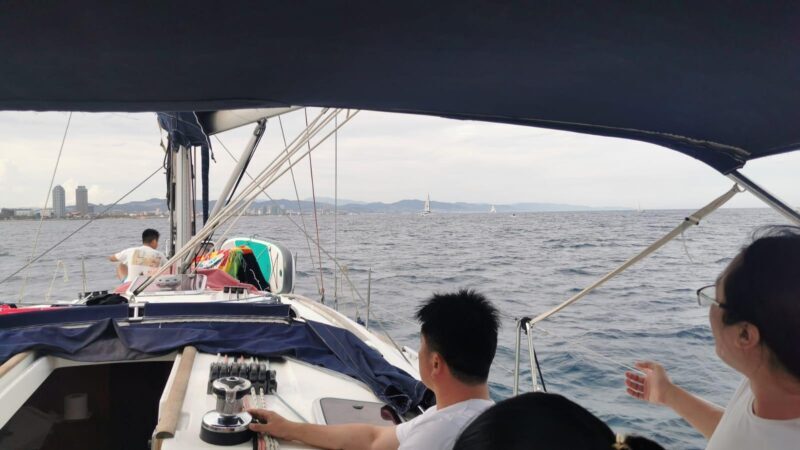 Barcelona: Shared cruise with chill music - Exploring the Barcelona Coastal Cruise in Detail