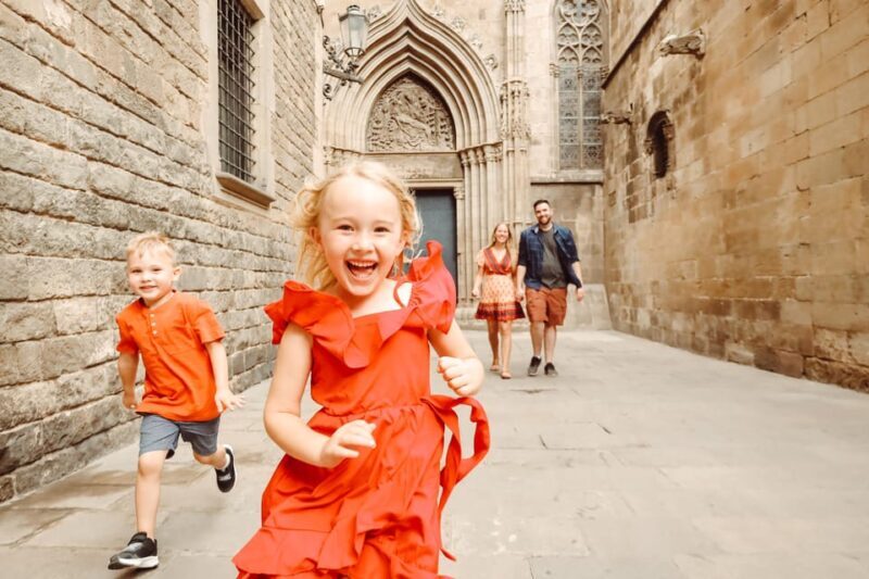 Barcelona: Sightseeing Professional Photoshoot Session - The Sum Up