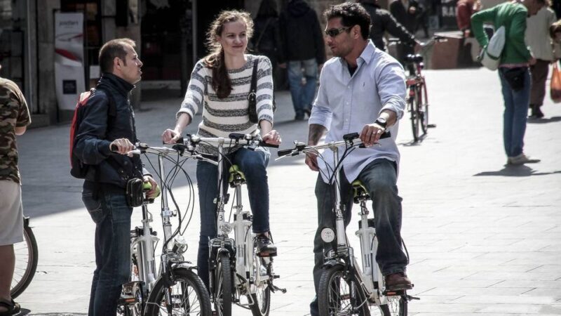 Barcelona: Small Group or Private Bike Tour - A Closer Look at the Tour Experience