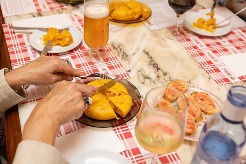 Barcelona Small Group Tapas Tour with 6 Tastings & 3 Drinks - Who Will Love This Tour?