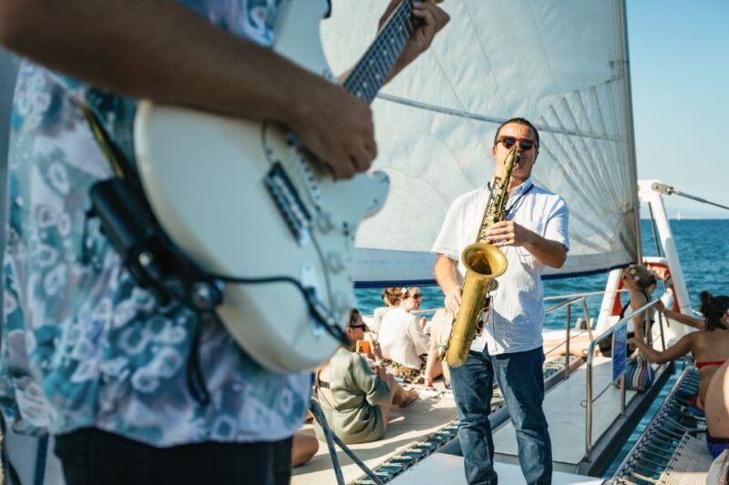 Barcelona: Sunset Catamaran Cruise with Live Music - Key Points