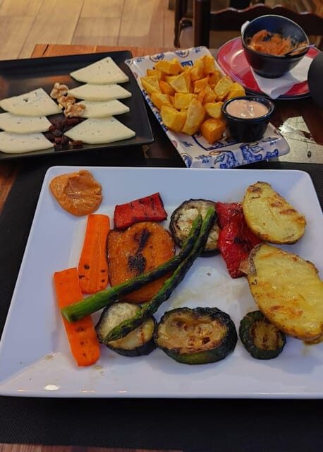 Barcelona: Tapas and Pintxos Tour with Crema Catalana - Analyzing the Value for Travelers