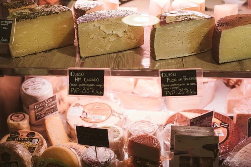 Barcelona: Tapas, Wine & History Tour of the Old Town - FAQs