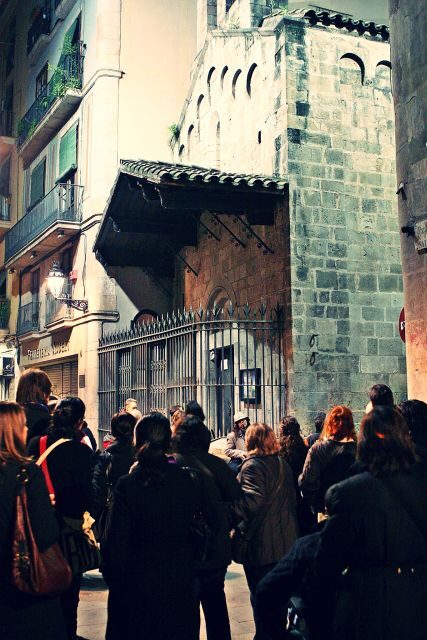 Barcelona: The Ghost Walking Tour - Discover the Hidden Stories of Barcelona at Night