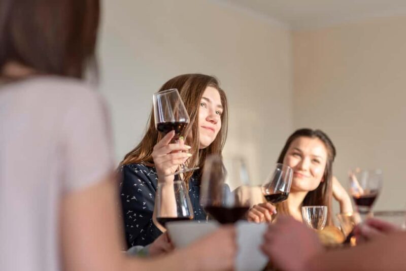 Barcelona: Wine Tasting very close to La Sagrada Familia - Barcelona: Wine Tasting Very Close to La Sagrada Familia
