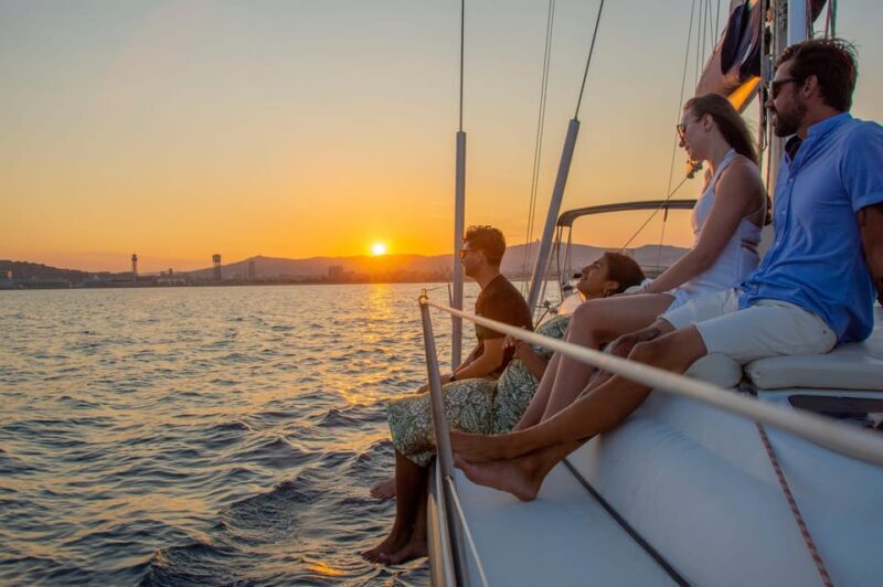 Barcelona:Private Sailing excursion along the coast + brunch - FAQ